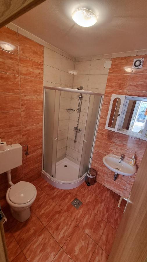 Apartmani Barbara Brsec Exterior photo
