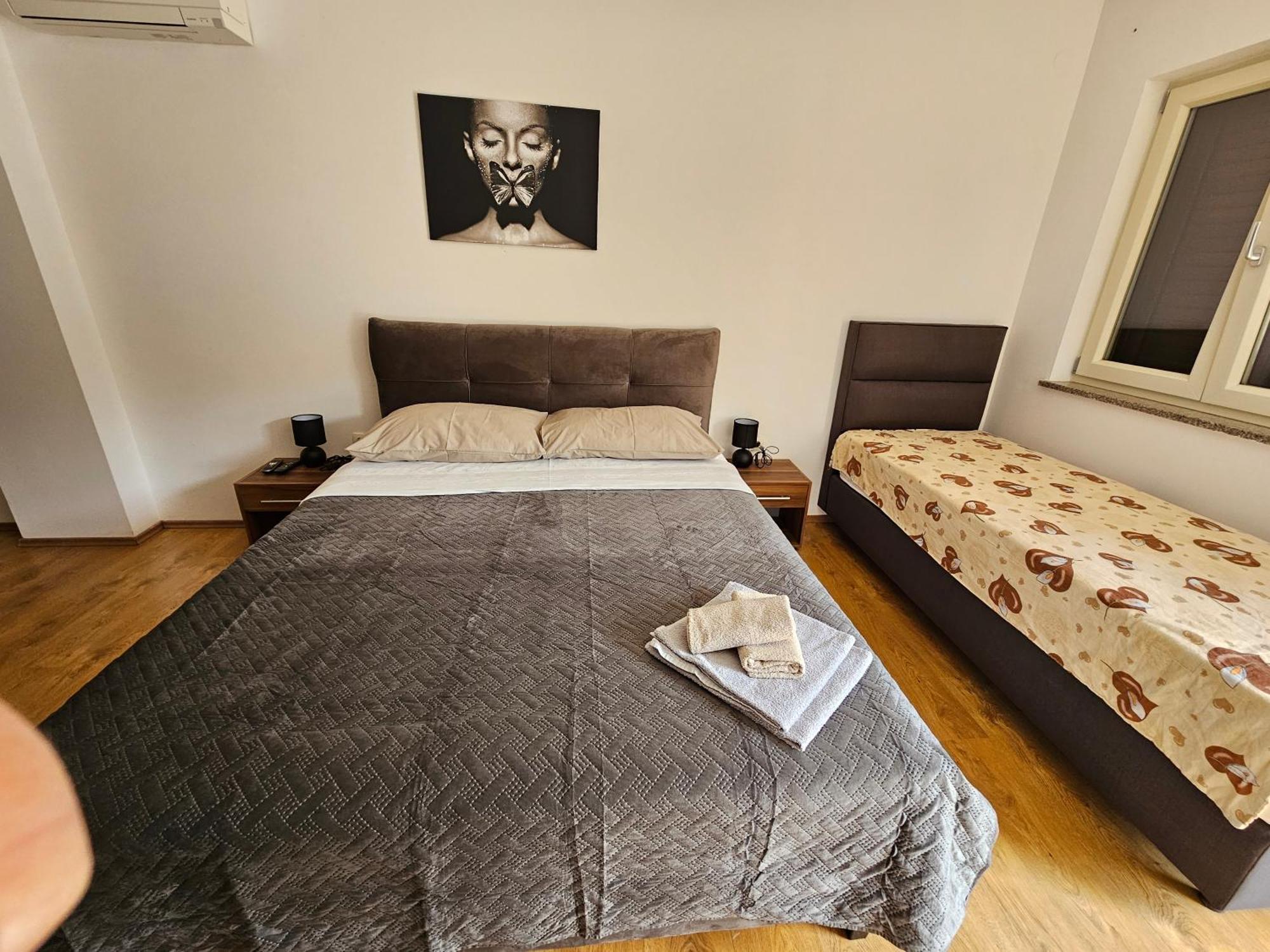 Apartmani Barbara Brsec Exterior photo